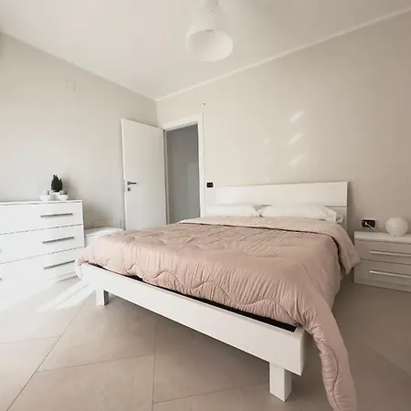 Arya Temporary - Naples- Pompei- Amalfi Coast Apartment San Vitaliano
