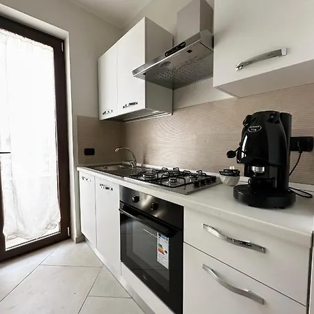 Arya Temporary - Naples- Pompei- Amalfi Coast