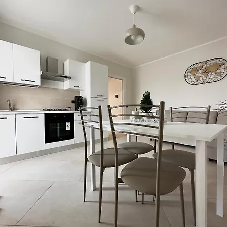 Arya Temporary - Naples- Pompei- Amalfi Coast Apartment *