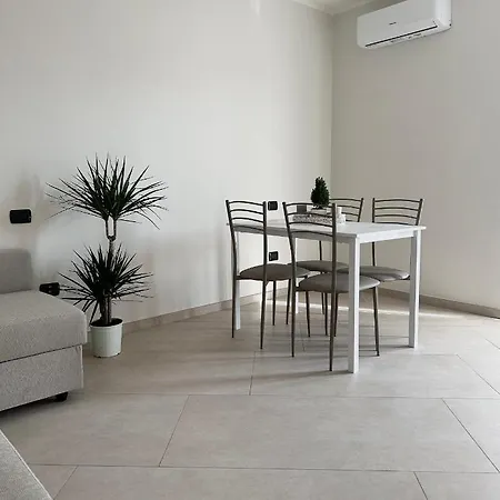 Arya Temporary - Naples- Pompei- Amalfi Coast Apartment San Vitaliano