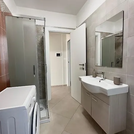 Arya Temporary - Naples- Pompei- Amalfi Coast