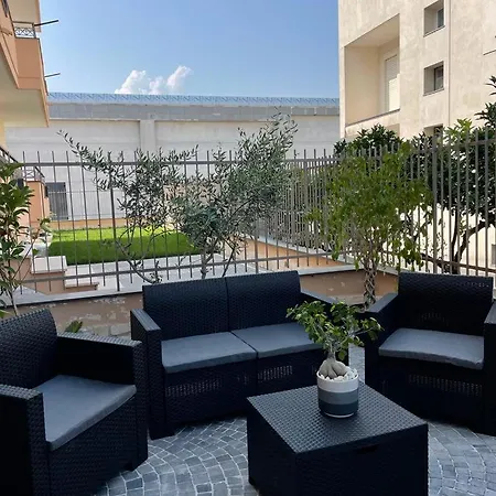 Апартаменты Arya Temporary - Naples- Pompei- Amalfi Coast *